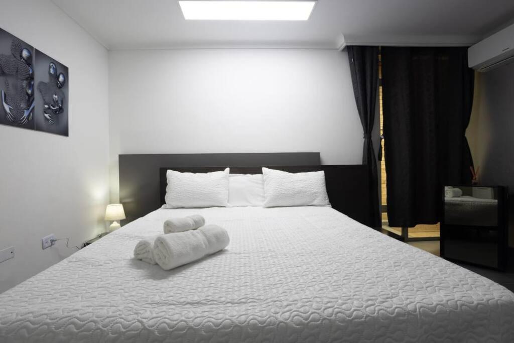 Casa Privada En El Poblado Despedidas De Soltero Fiesta Picsina Jacuzzi Villa
