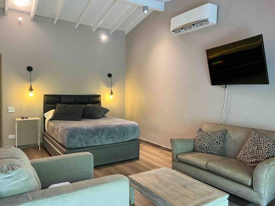 Apto Br 6 Min De Provenza, Encanto Natural Apartamento