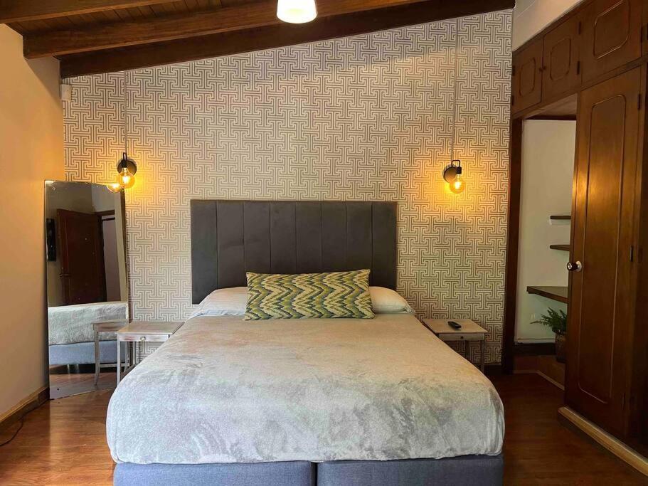 Mansion Br Piscina, Jacuzzi, 6 Min De Provenza * Medellín