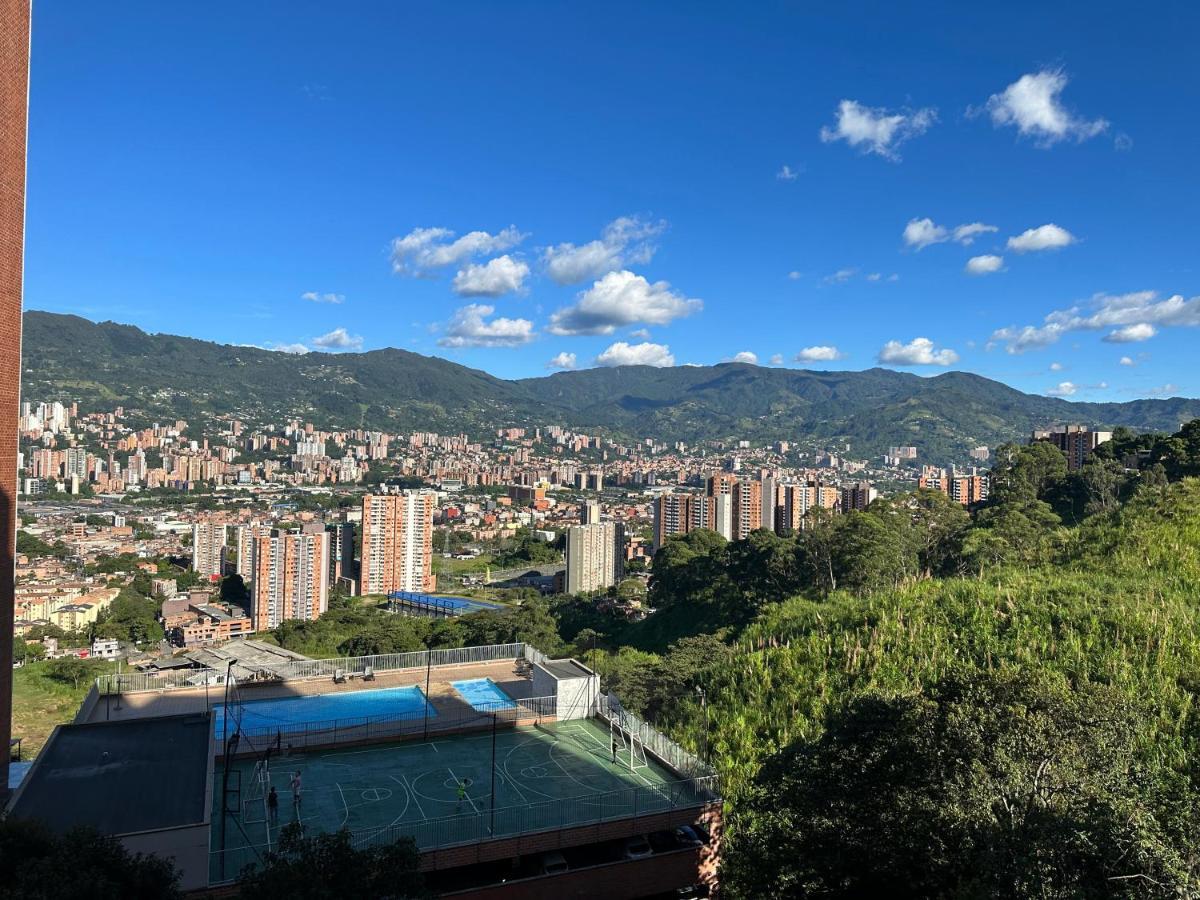 Hermosa Vista A La Ciudad De Apartamento Medellín