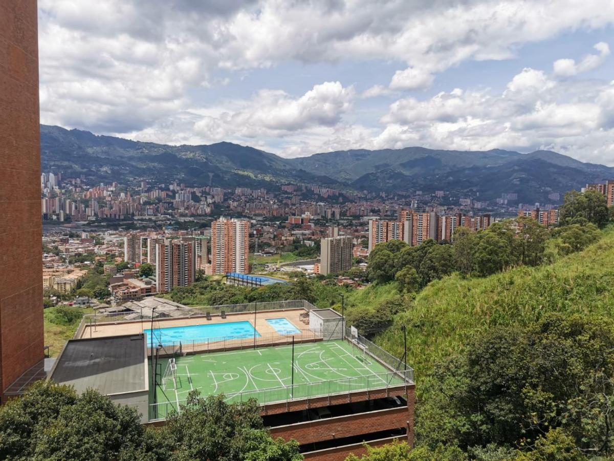 Hermosa Vista A La Ciudad De Apartamento *