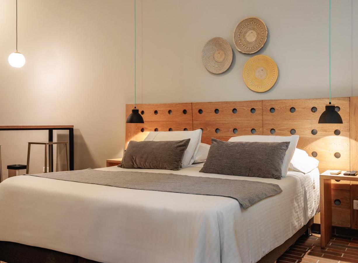 The Somos Flats Laureles