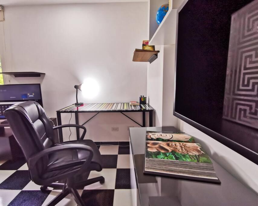 Apartamento Medellin, Poblado. Perfect For Travel And Work. Medellín