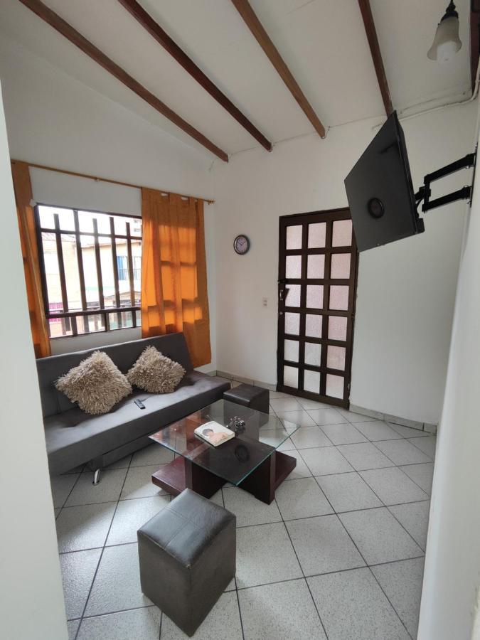 Apartamento En Laureles, Apartamento *
