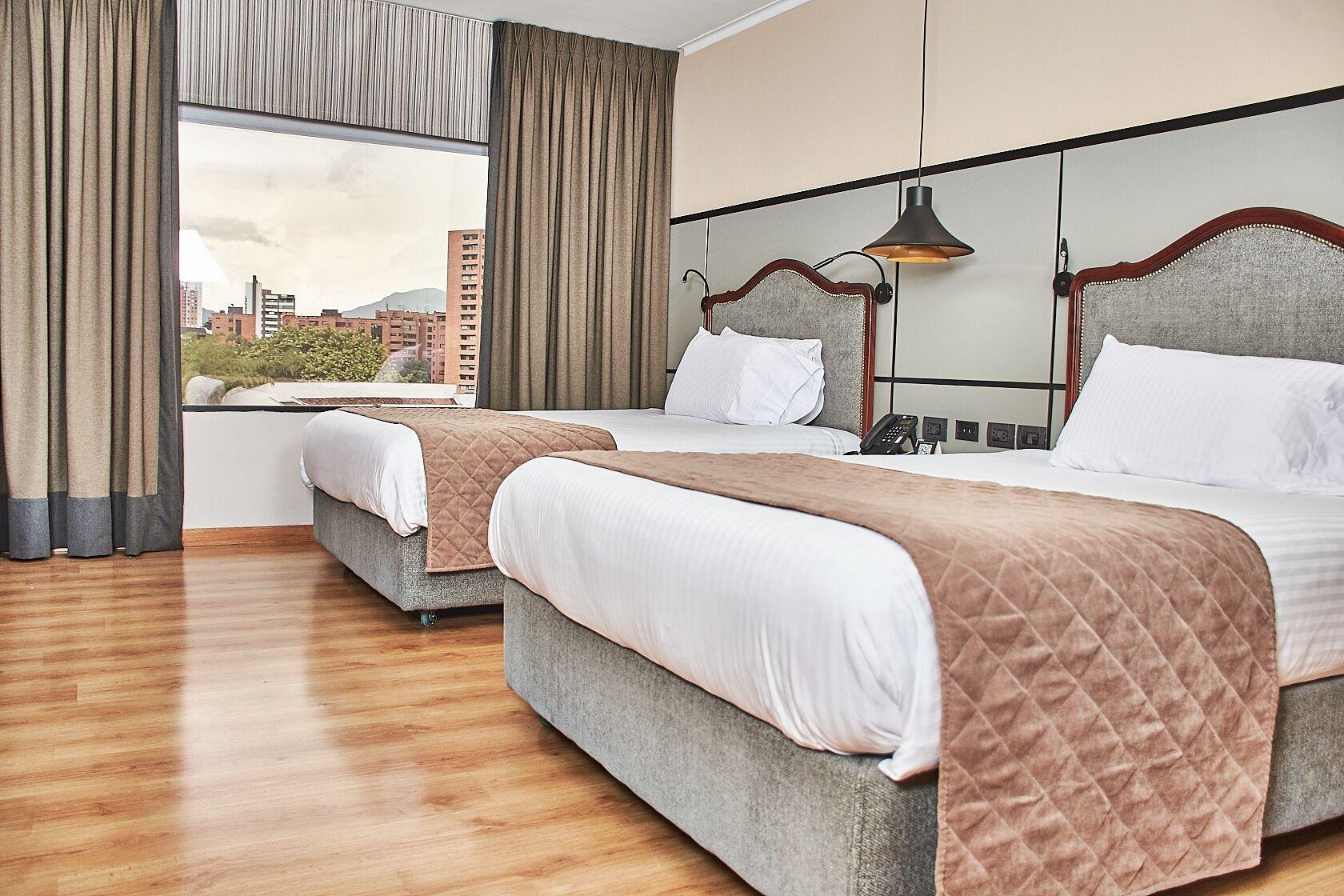 Poblado Plaza Hotel