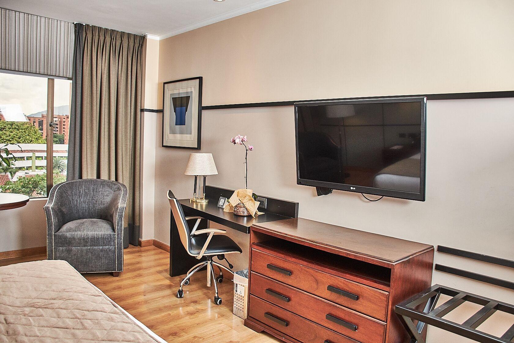 Poblado Plaza Hotel 5*
