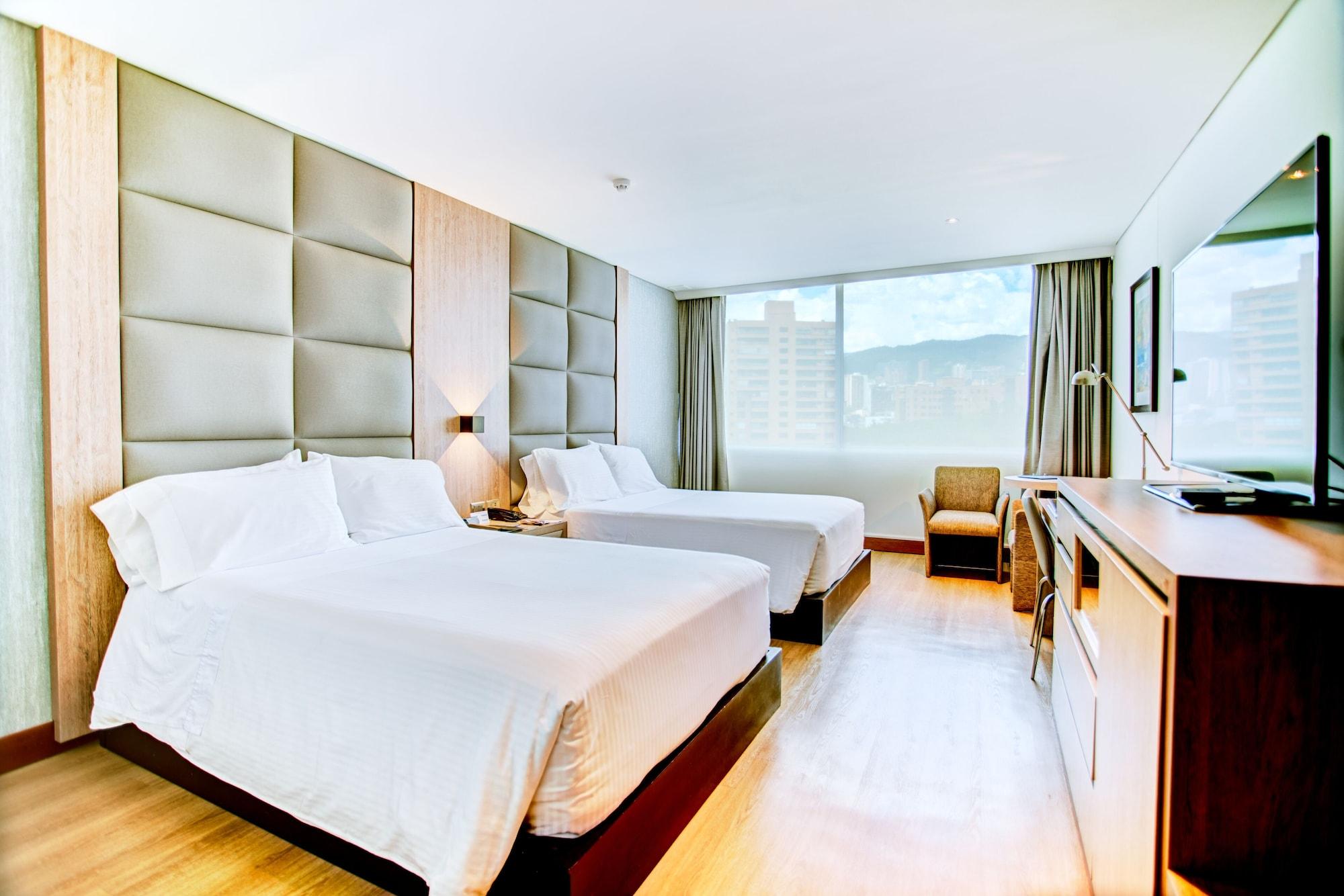 Hotel San Fernando Plaza 5*