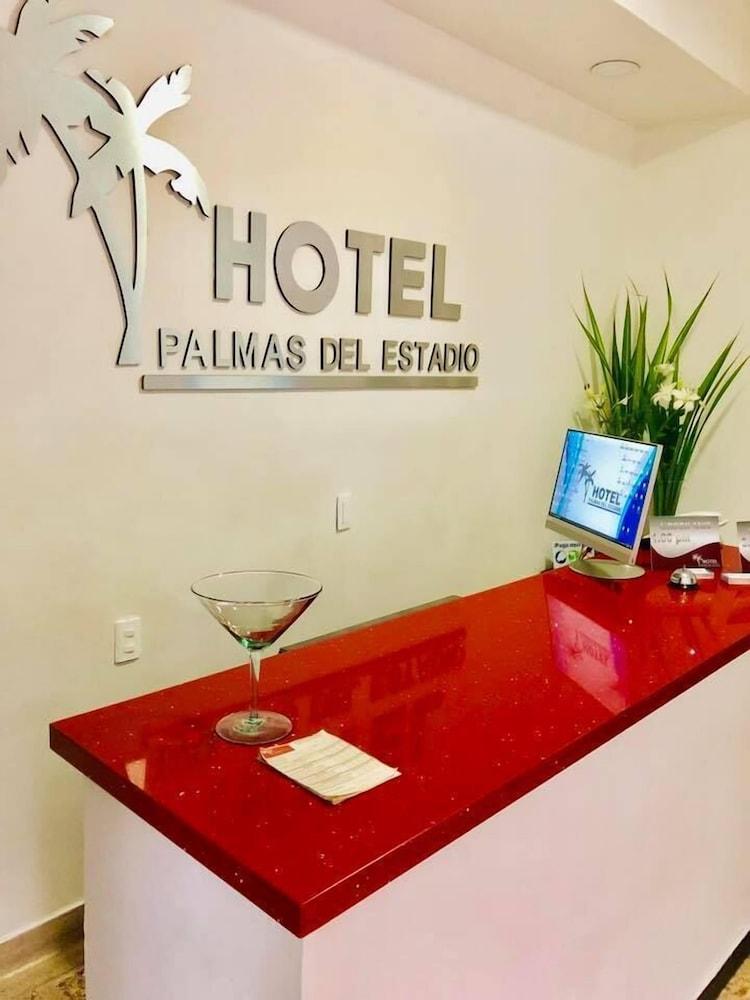 Hotel Palmas Del Estadio 3*
