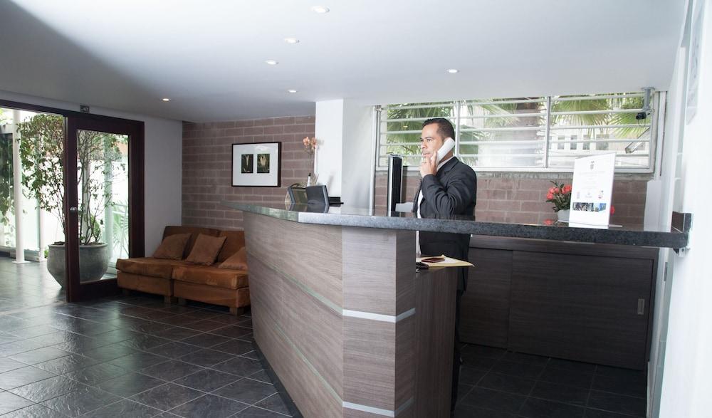 Cyan 4* Medellín