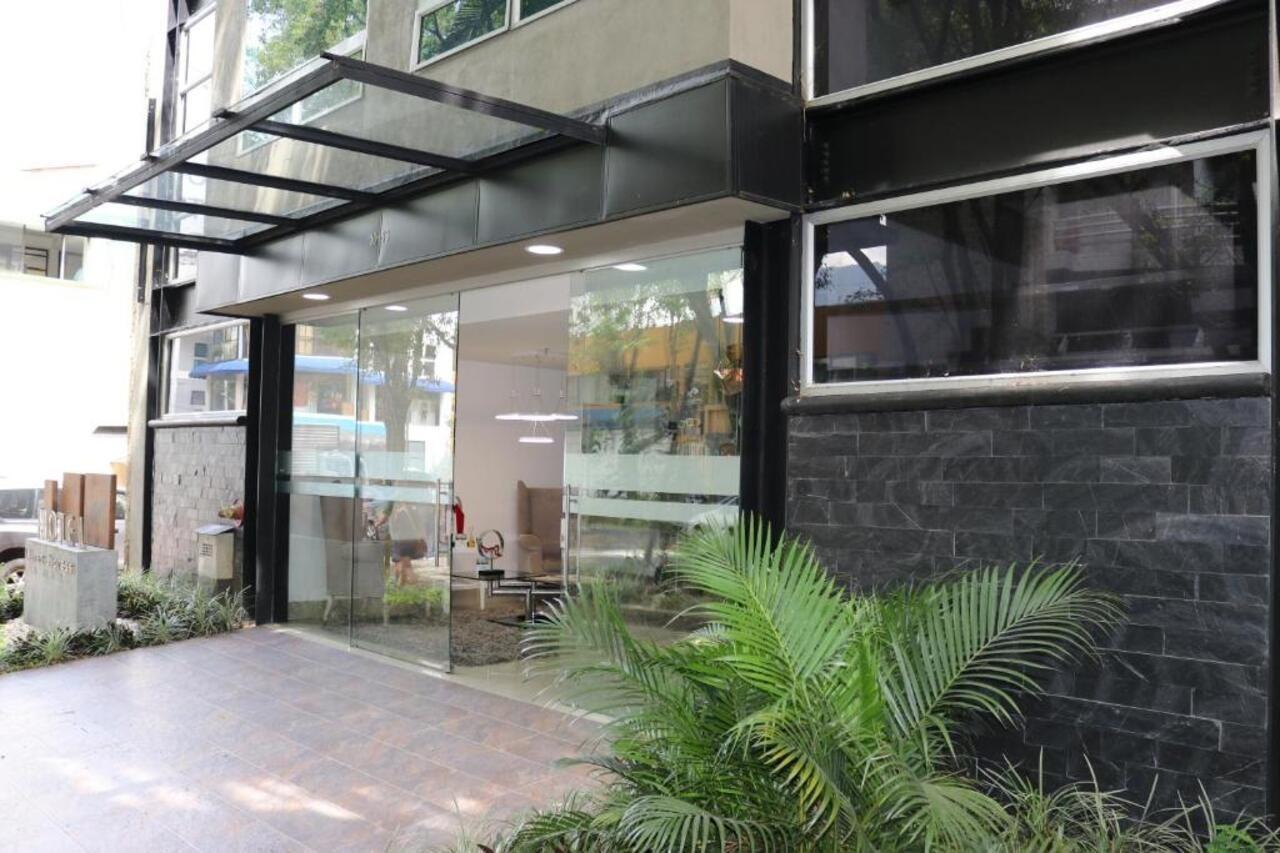 Lleras Express Hotel 3*