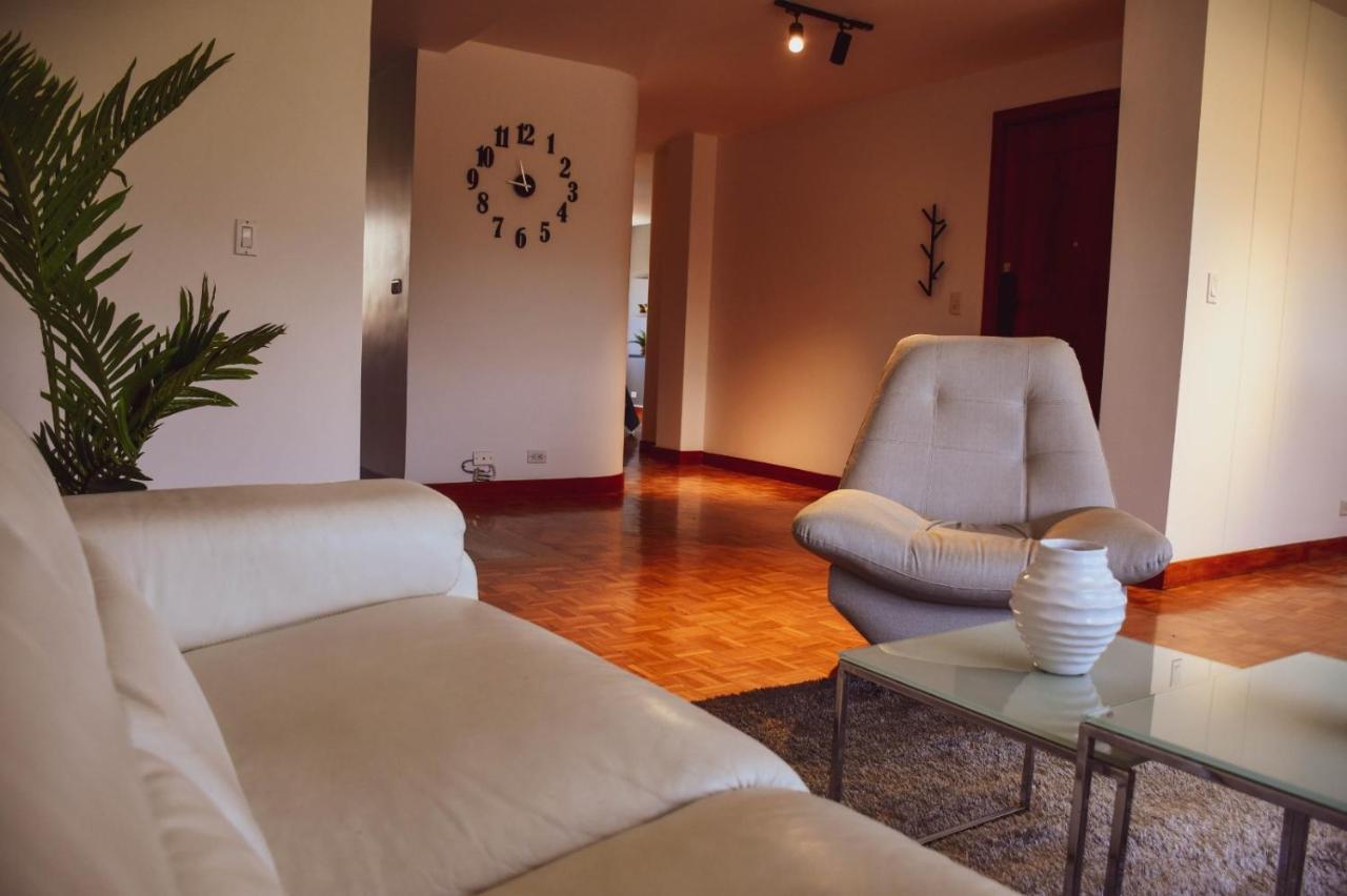 Apartamento Apartamento En Laureles En Zona Rosa *