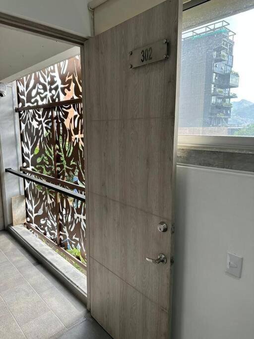 Asombroso Apto 302 Para Grupos En El Poblado * Medellín