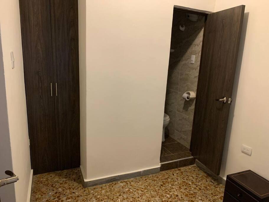 Apartamento En Laureles Con Ubicacion Privilegiada * Medellín