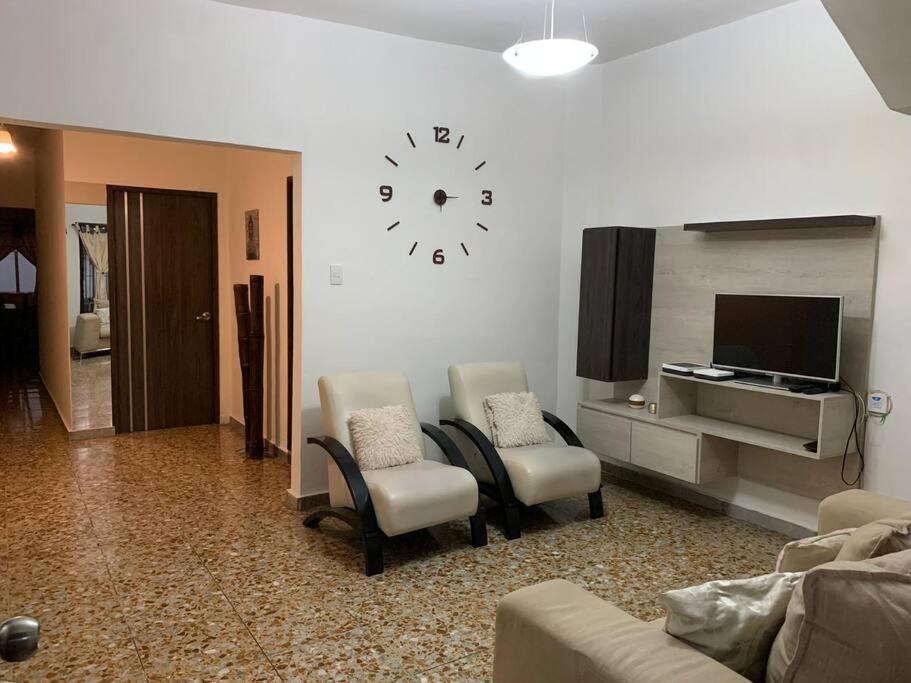 Apartamento En Laureles Con Ubicacion Privilegiada Apartamento Medellín