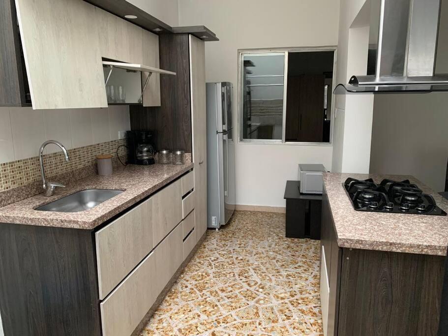 Apartamento En Laureles Con Ubicacion Privilegiada