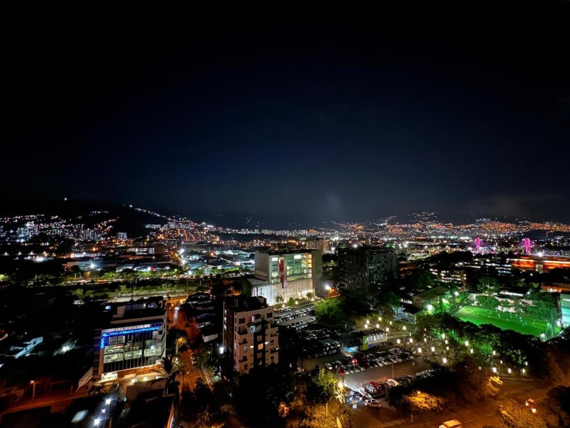 Apartamento Poblado, Go Living & Suites Apartahotel Medellín