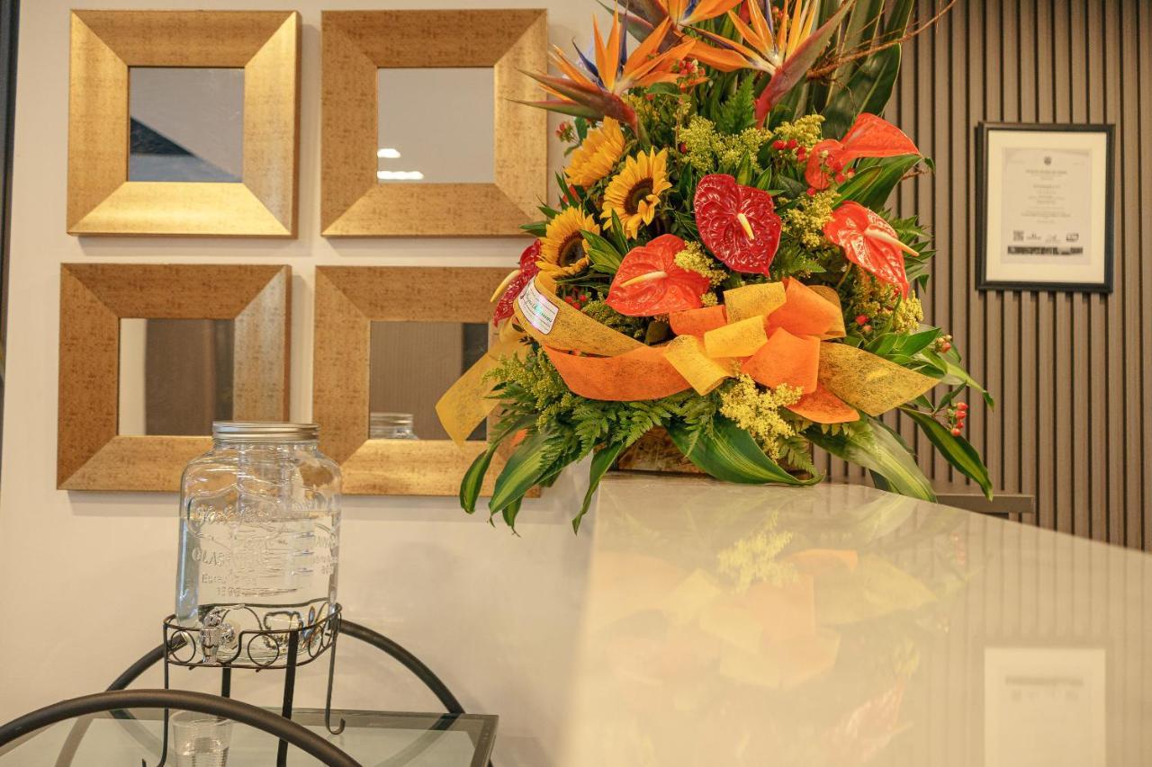 First Class Medellín