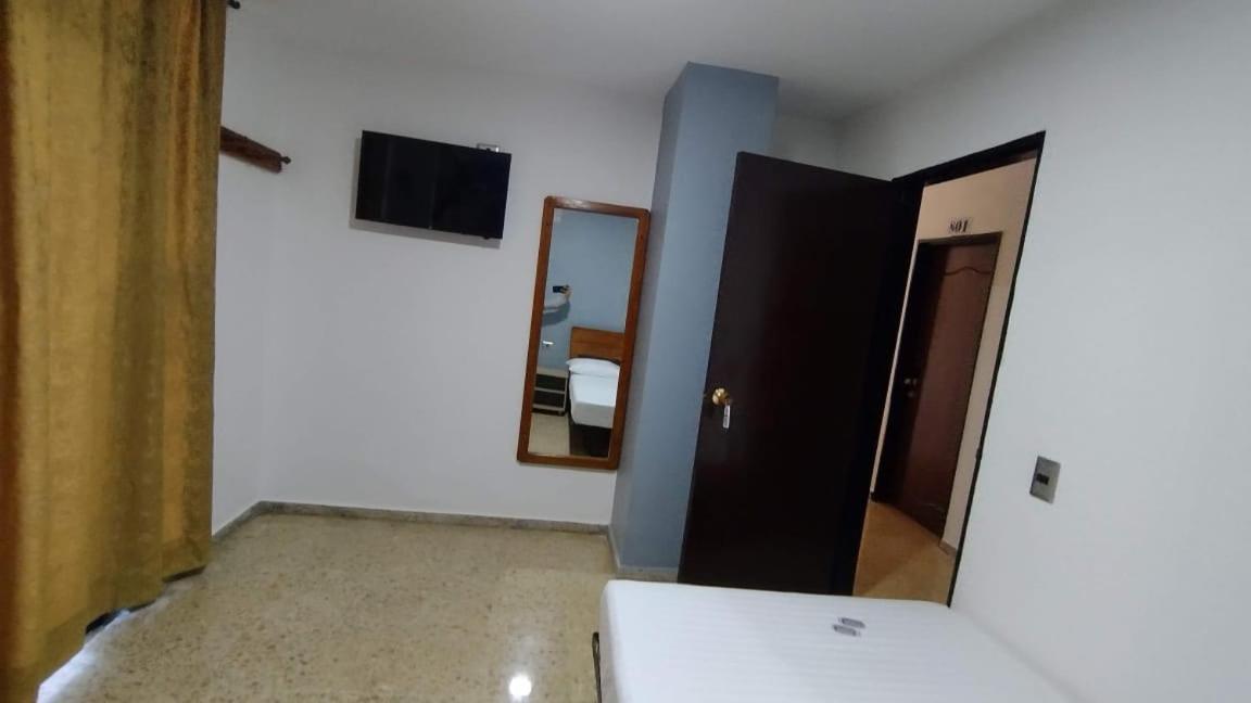 Kapital Hotel