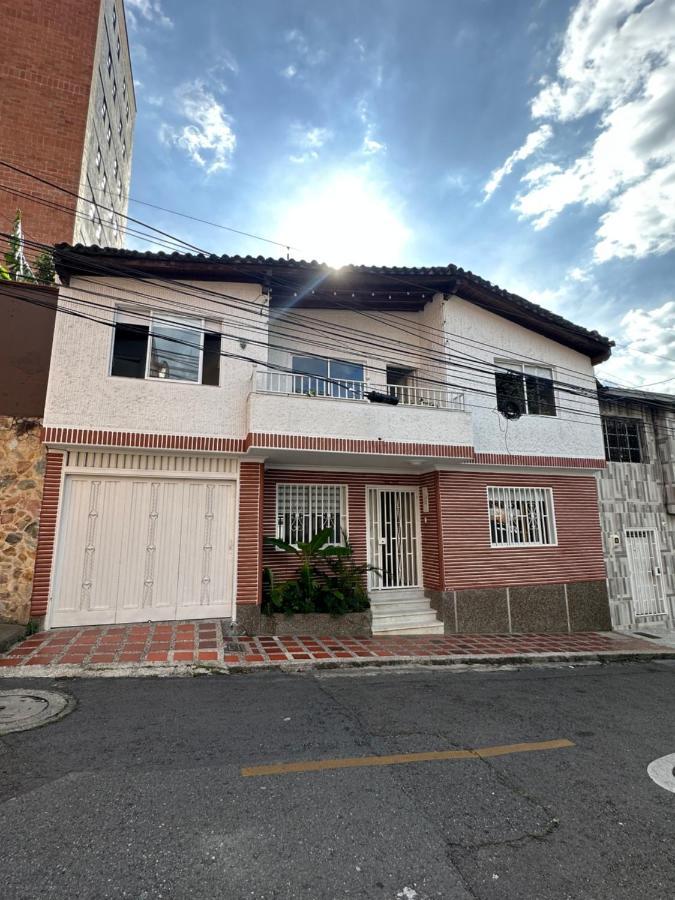 Hostal Gaston2 *