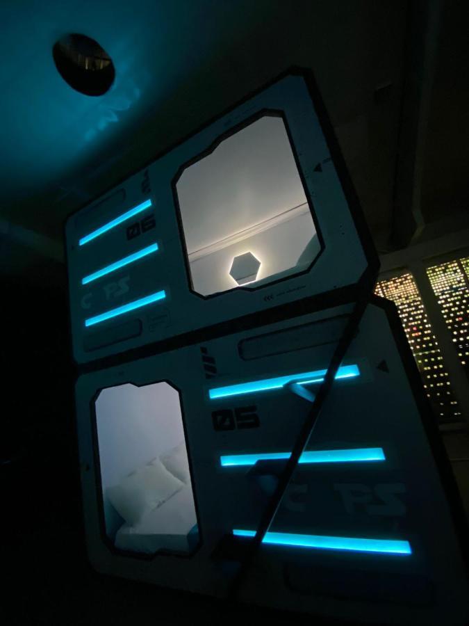 Capsule hotel Caps El Poblado