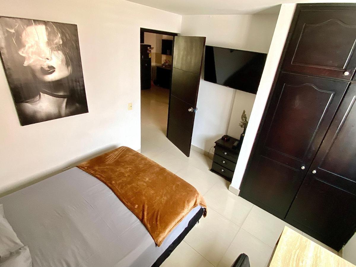Apartamento Moderno 2 2 Cuadras Del La 70 Wfh Medellín