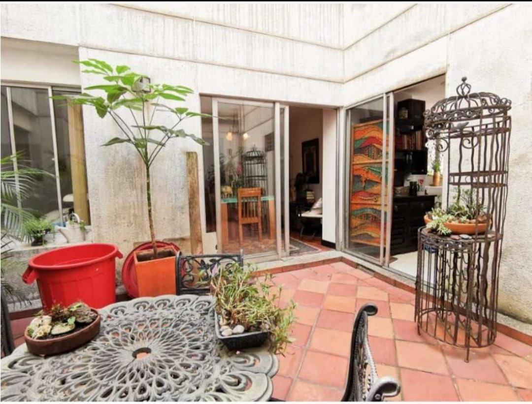 Habitación en casa particular Privada En Conquistadores