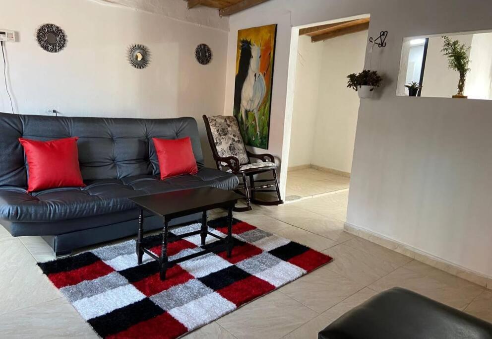 Tu Casa En La Comuna 13 Medellin