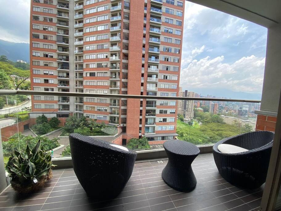 El Mejor Mirador Del Poblado. 4 Pax Apartment Medellin