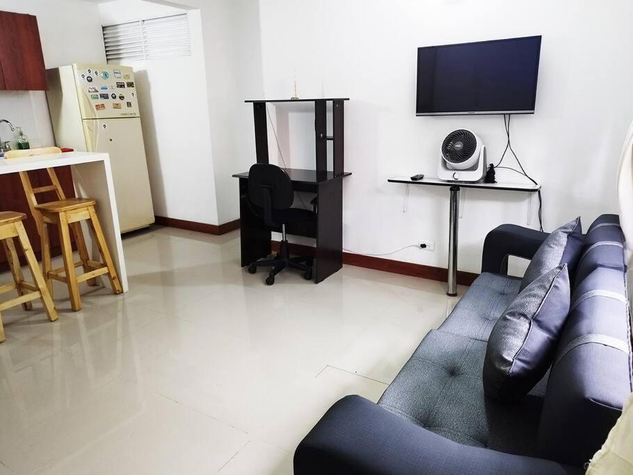 Apartamento Comodo Y Moderno, La Mejor Ubicacion, Cerca Al Metro Tranvia *