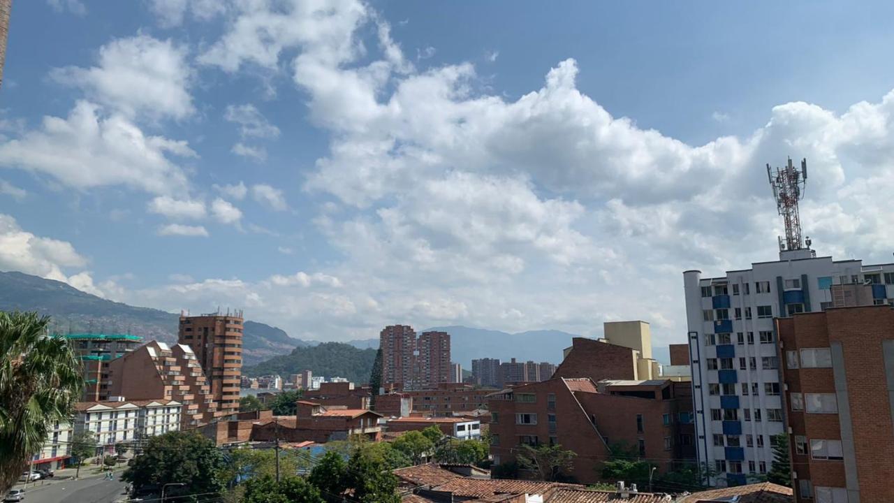 Apartamento Penthouse-loft, Laureles, Vistas A - 801 *