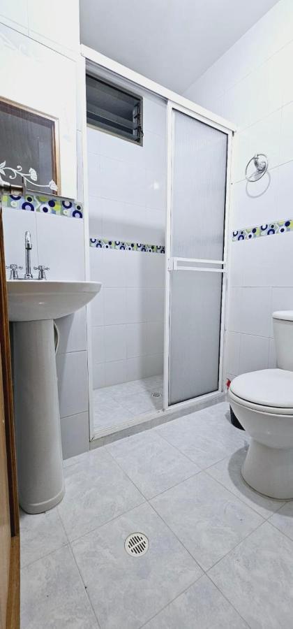 Habitación en casa particular Habitacion Cama Sencilla Bano De Uso Exclusivo *