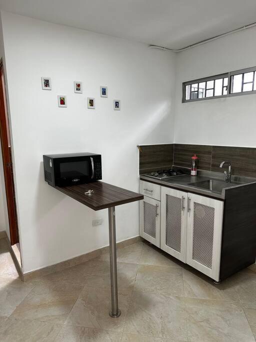 Apartamento Precioso Apartaestudio En Laureles