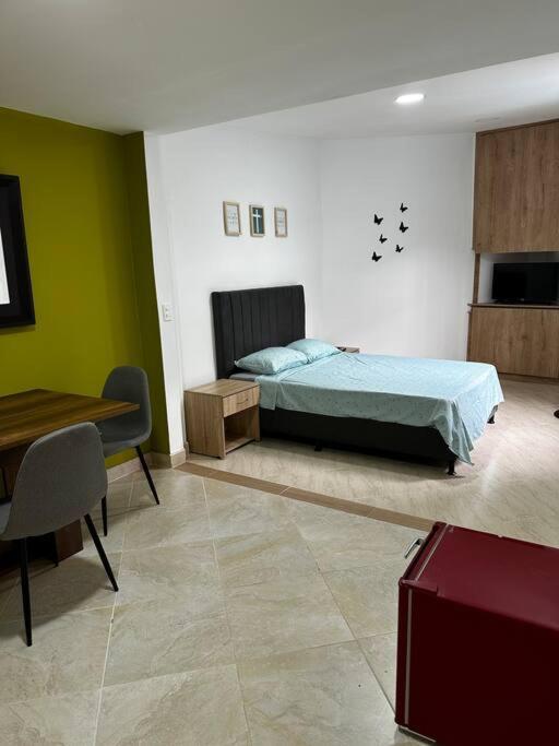 Precioso Apartaestudio En Laureles Medellín