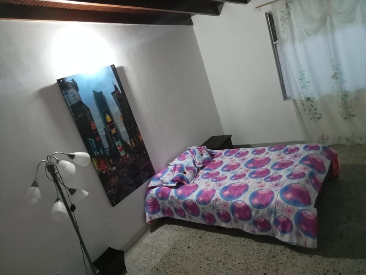Habitación en casa particular Laureles Los Colores, Estadio Medellín