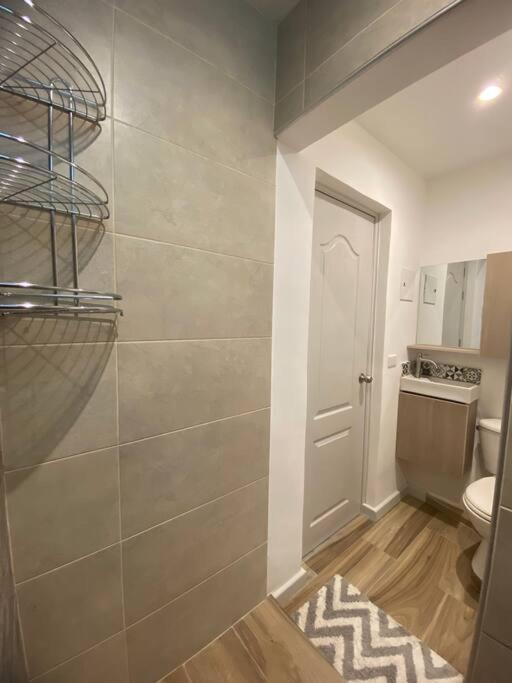 Apartaestudio Boulevard Saint - Michel Apartamento Medellín