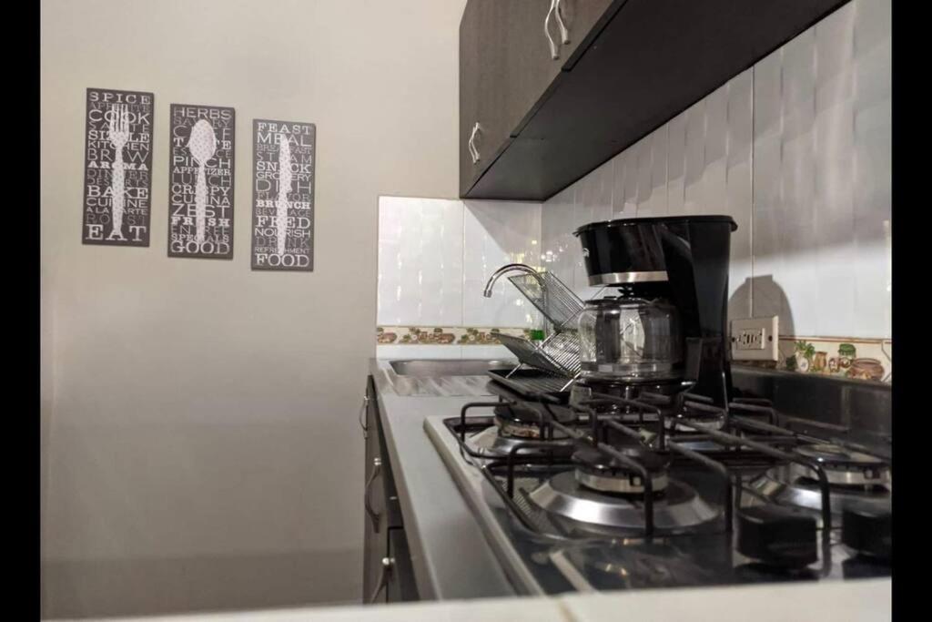 Poblado Primer Piso Ed Villada 173 Apartamento Medellín