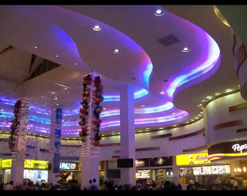 Increible Cerca Al Centro Comercial Molinos *
