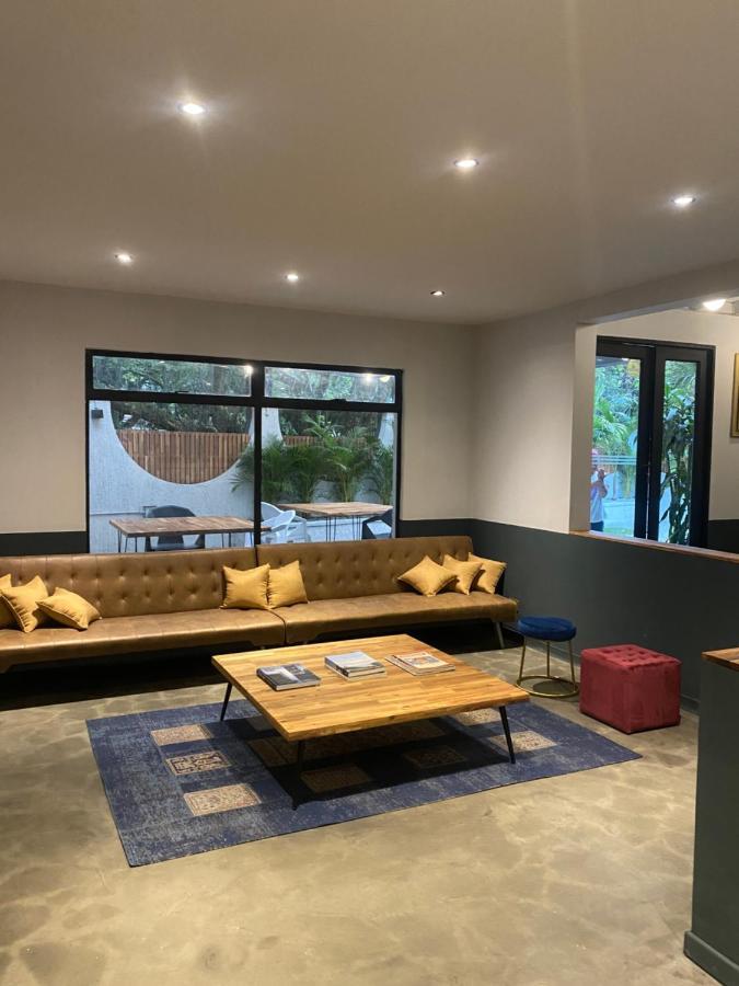 Pensión Casa Mosaiko Patio Bonito Medellín