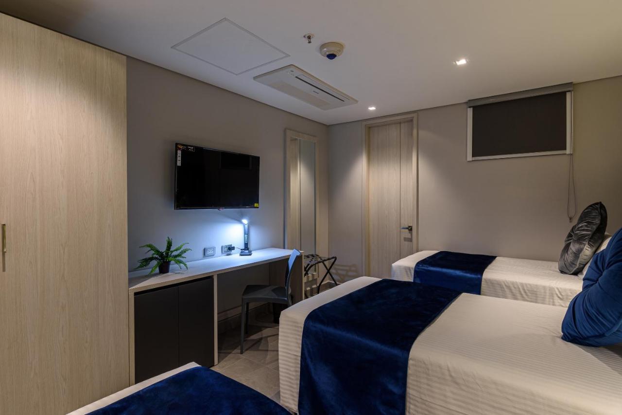 Hotel 4 Sur