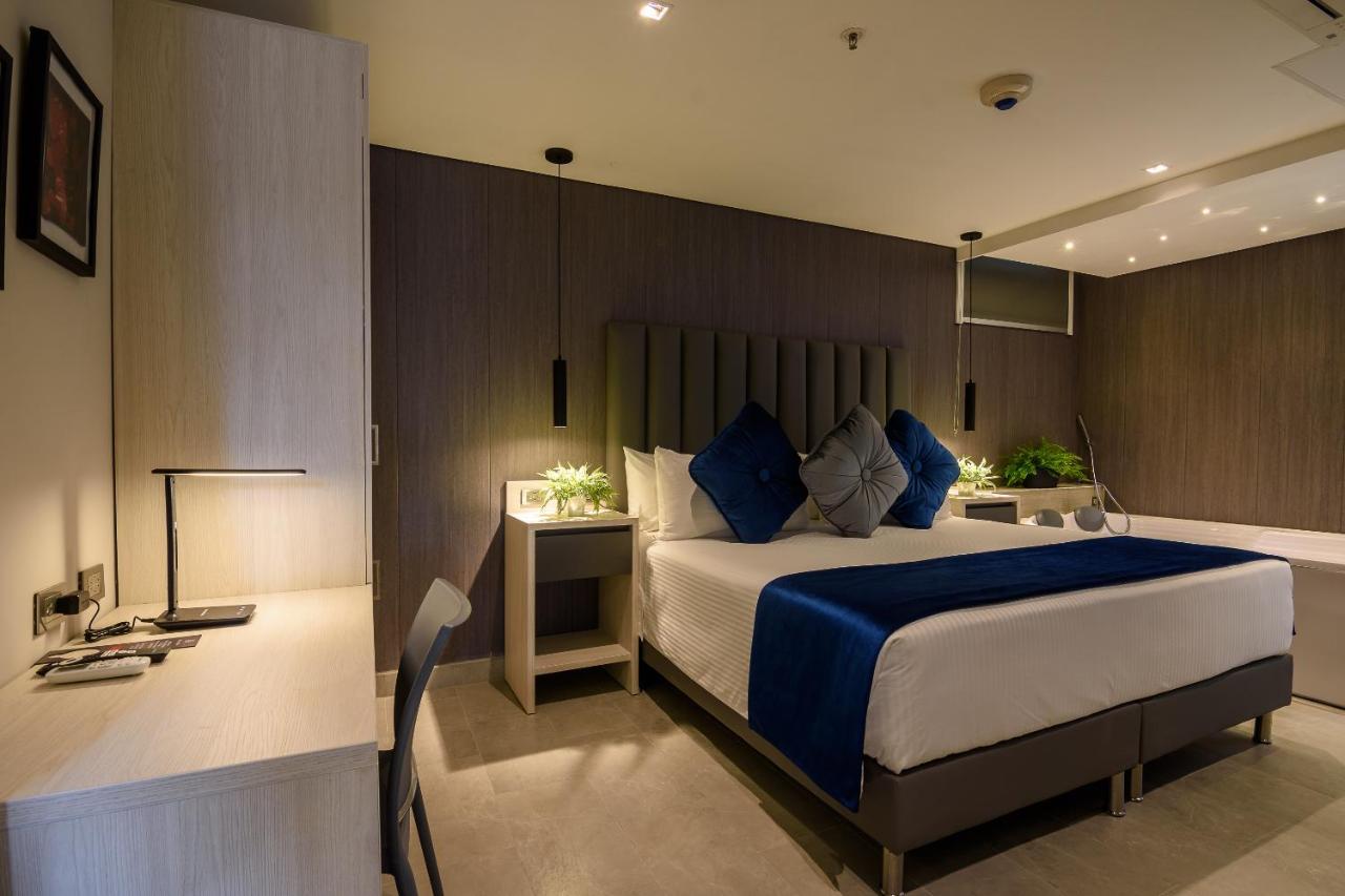 4 Sur 4* Medellín