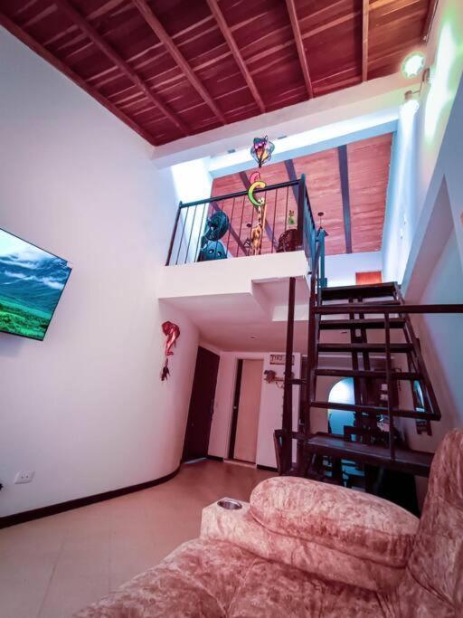Amplio Duplex Con Terraza Privada. Apartment *