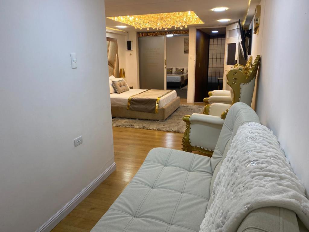 Nuevo Y Lujoso Por El Lleras Apartamento Medellín