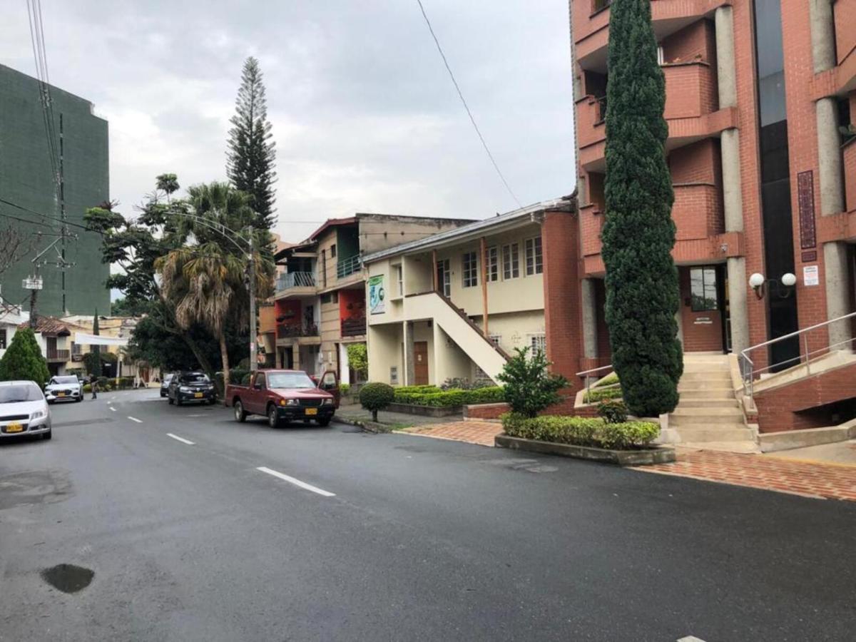 Hermoso En El Corazon De Laureles Apartment Medellin