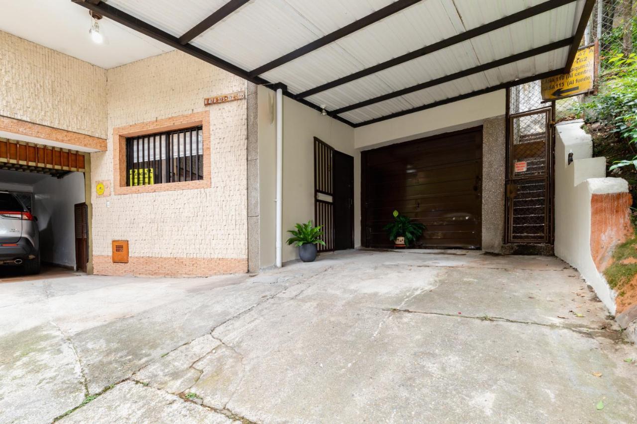 Studio Completo - Aguacatala * Medellín