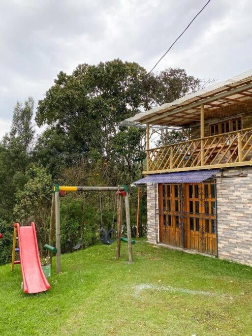 Santa Elena. Refugio De Luz Medellín