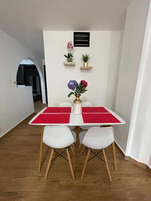 Apto Completo Moderno 1er Piso * Medellín