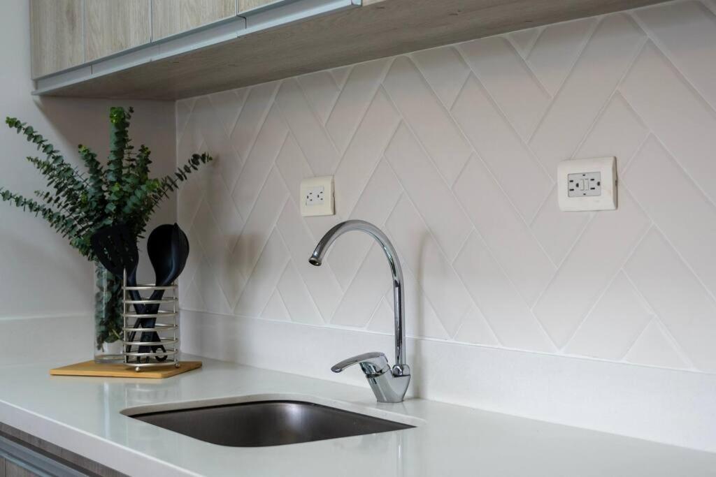 Luxury, 3 Bdr, Pv Balconie, Design, Laureles Apartamento
