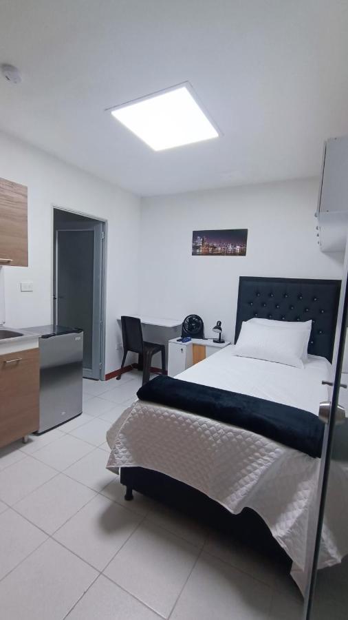 Mini-estudio 4 Privilegiada Ubicacion Frente Al Centro Comercial Apartamento