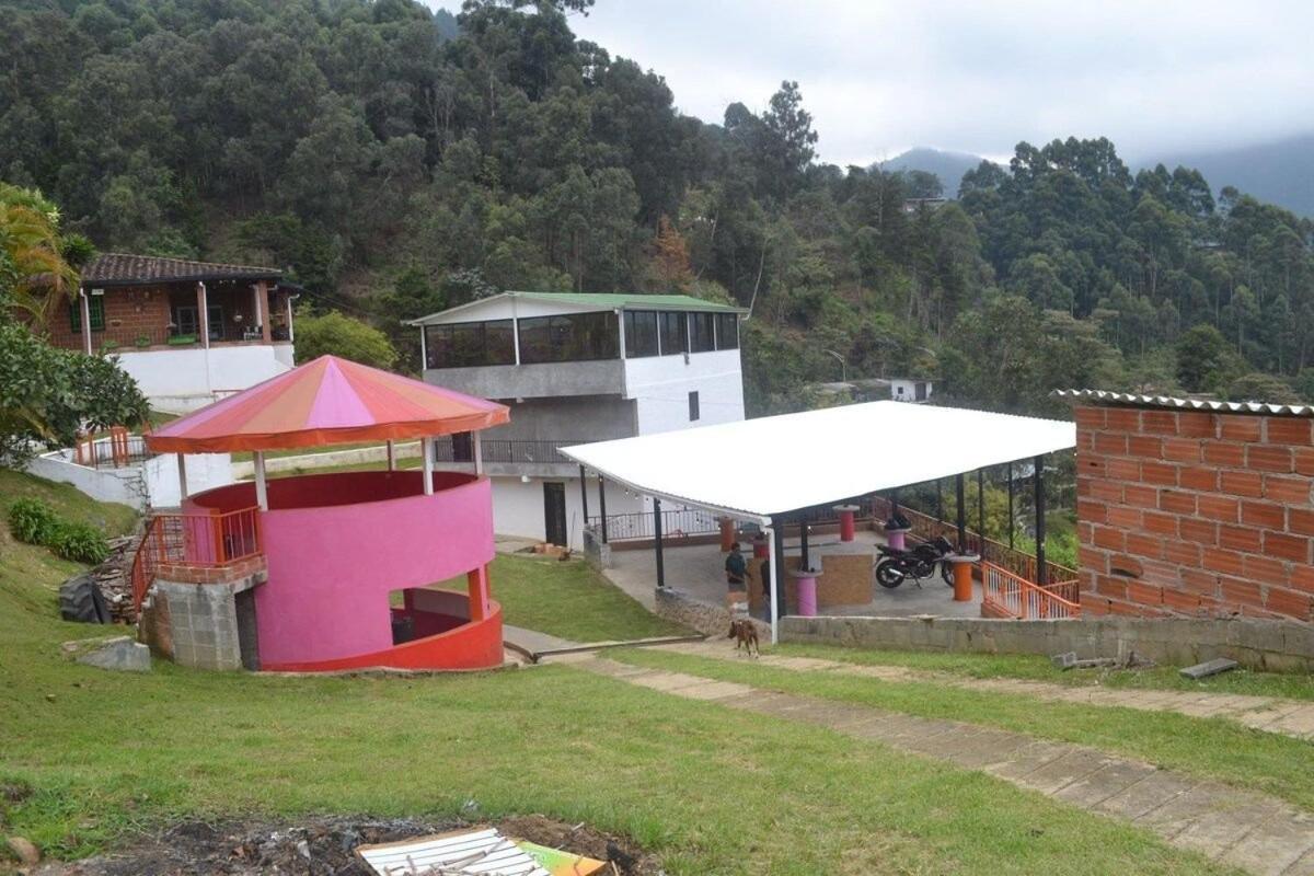 Apartamento Encantadora - Santa Elena Medellín
