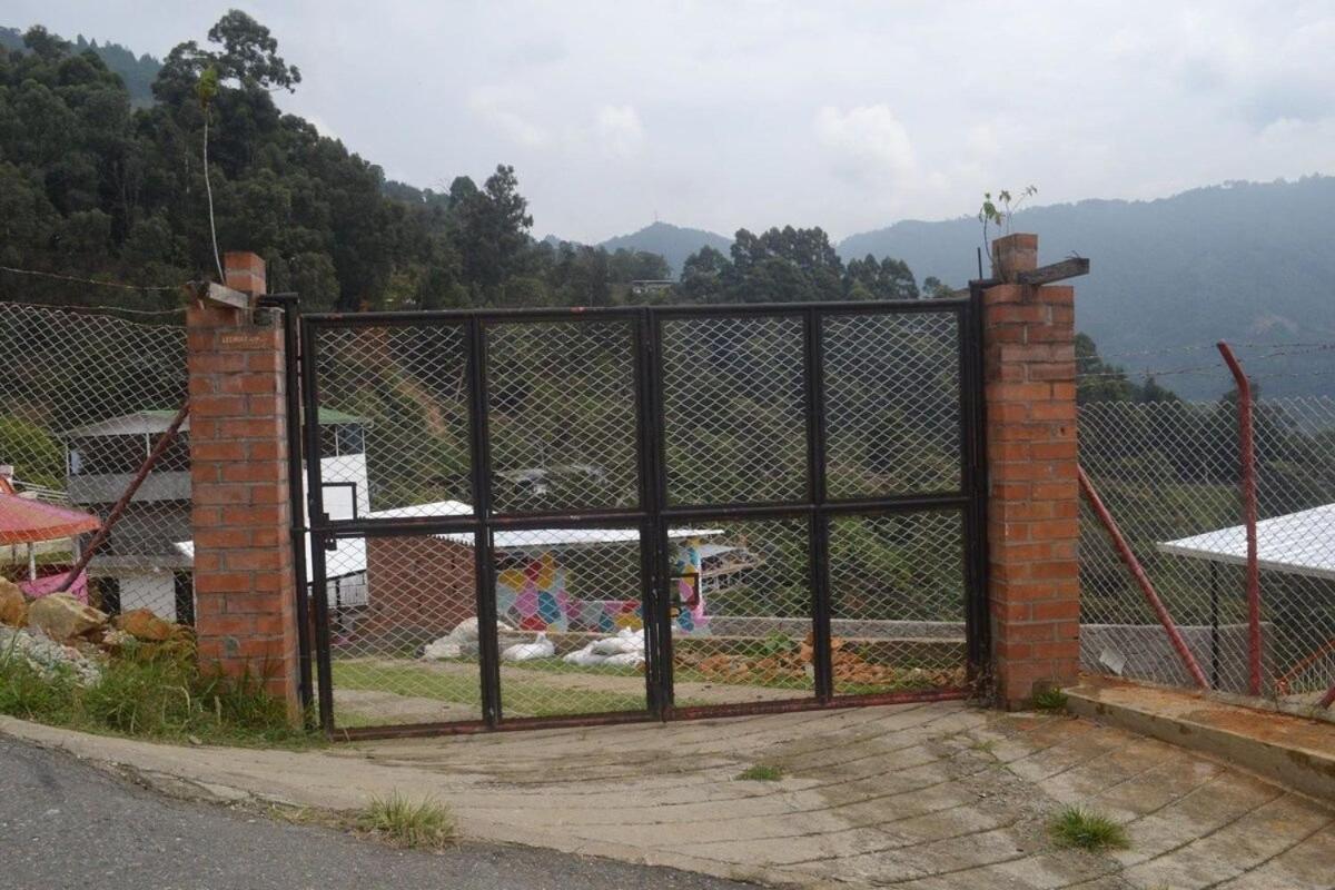 Encantadora - Santa Elena *